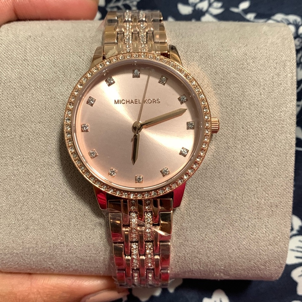 Michael Kors Melissa Rose Gold Tone Stainless Steel Bracelet Watch 35mm